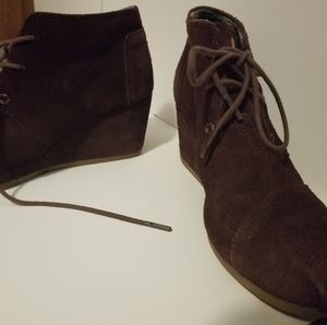 Tom's Wedges, Brown Suede, 10M